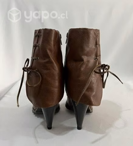 Botin 100% Sintético Marca Tatienne N°39 Café
