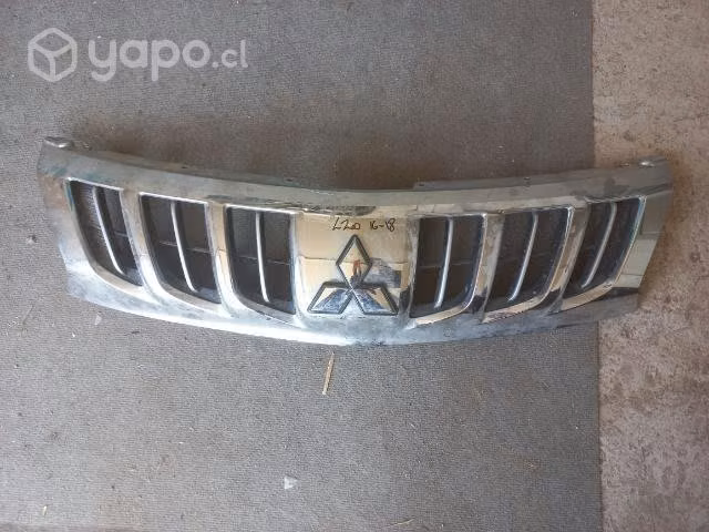 Mascara Mitsubishi L200 del 16 al 18