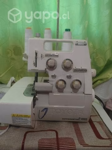 Máquina overlock