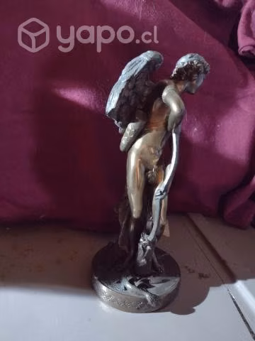 Estatua de Adonis