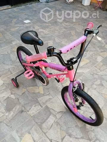 Bicicleta en exelente estado para niñaaro16