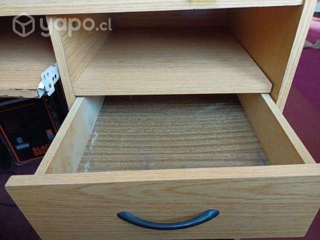 Escritorio más silla - Imagen 3