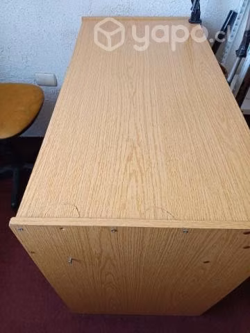 Escritorio más silla