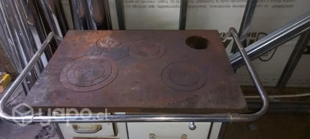 Cocina a leña excelente estado con cañones