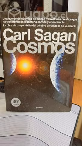 Libro COSMOS de Carl Sagan