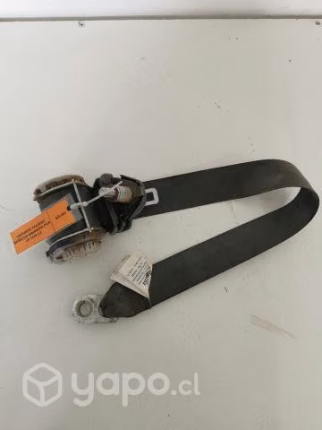 Cinturon Trasero Derecho Mahindra Pick Up 2016
