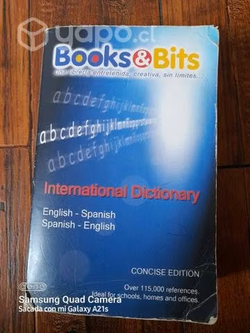 Libro books & bits
