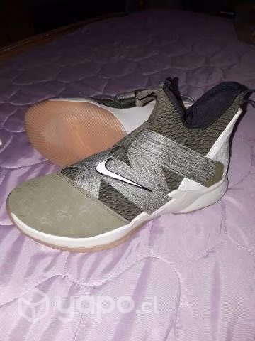 Zapatiilas BasquetBall