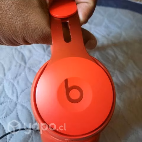 Audífonos beat solo pro prácticamente nuevo