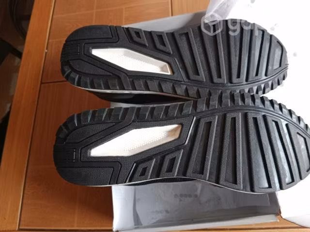 Zapatillas marca Diadora nueva