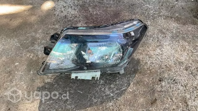 Optico izquierdo nissan np300 original