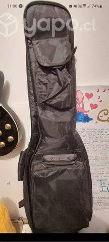 Guitarra electrica, pedal zoom g2, rockbag