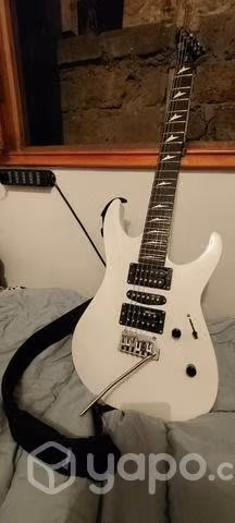 Guitarra electrica, pedal zoom g2, rockbag