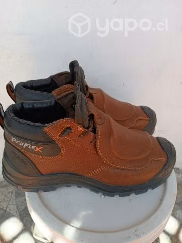 zapatos de seguridad nuevos - Imagen 2
