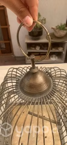 Jaula antigua de bronce - Imagen 2
