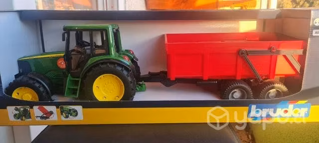 Tractor John Deere + Remolque escala 1:16