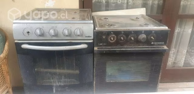 Dos cocinas usadas