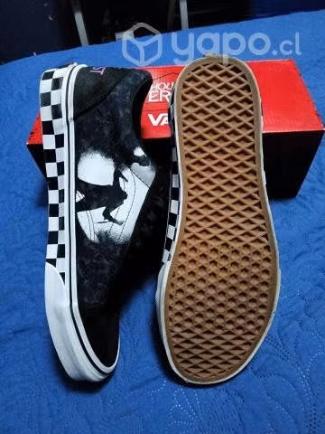Vans house of terror the exorcist - Imagen 2