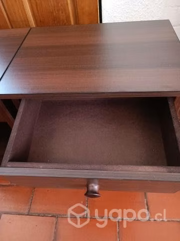 Respaldo cama 2 plazas y veladores nuevos marca Fl