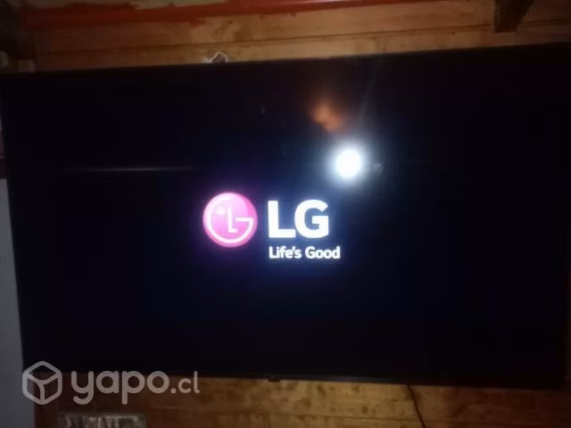 Smart TV LG 50'' nuevo en su caja control y soport