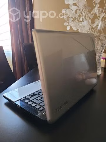 Notebook Toshiba Satellite C45 - Imagen 3