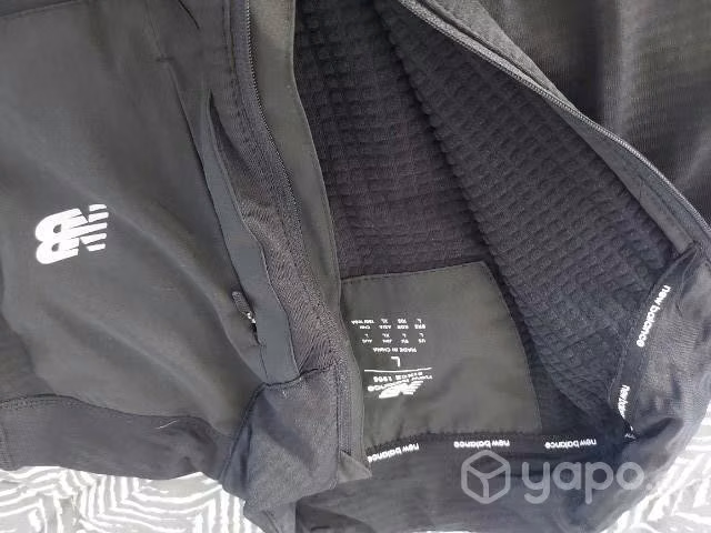 Polera térmica New balance