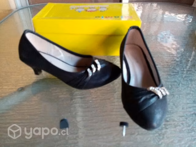 Zapatos de gala.