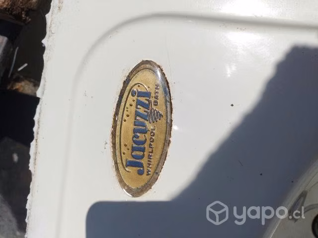 Jacuzzi Whirlpool bath