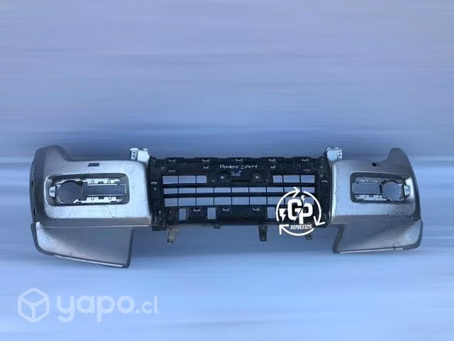 Parachoque delantero Mitsubishi Montero Sport 2015