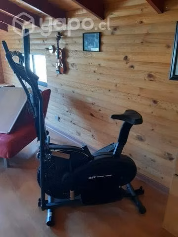 Máquina elíptica y bicicleta