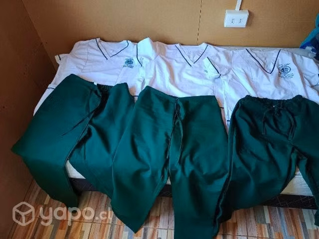 Uniformes santo Tomás