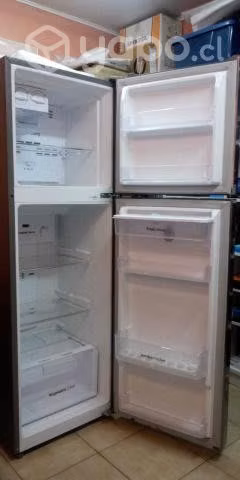 Refrigerador DAEWOO No Frost RGE27DIP 247 Lt