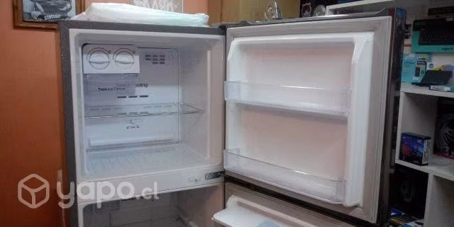 Refrigerador DAEWOO No Frost RGE27DIP 247 Lt
