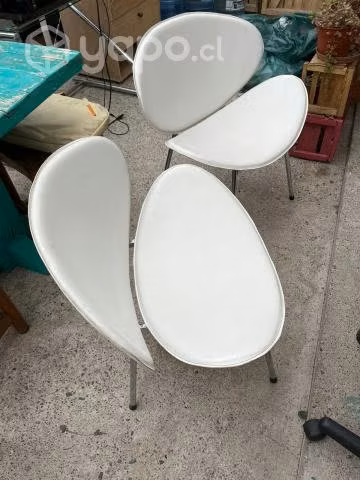 Juego de Sillas (2 Unidades)