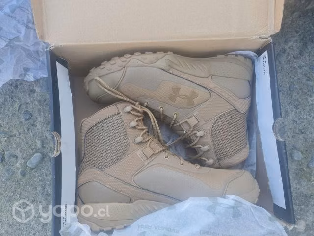 Botas under armour originales