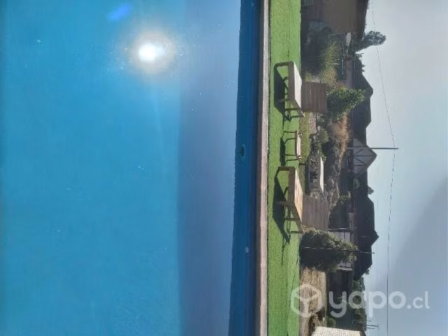 Reposeras y mesitas