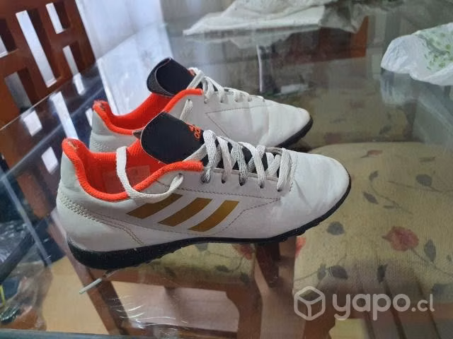 Zapatillas adidas originales niño niña poco uso