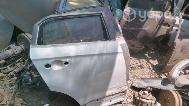 Puerta trasera derecha hyundai creta original