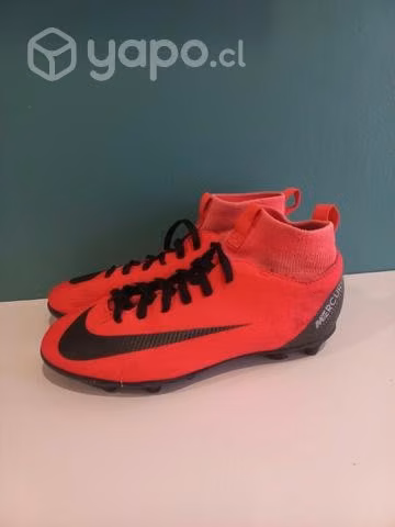 Chutiadores nike mercurial talla 37.5