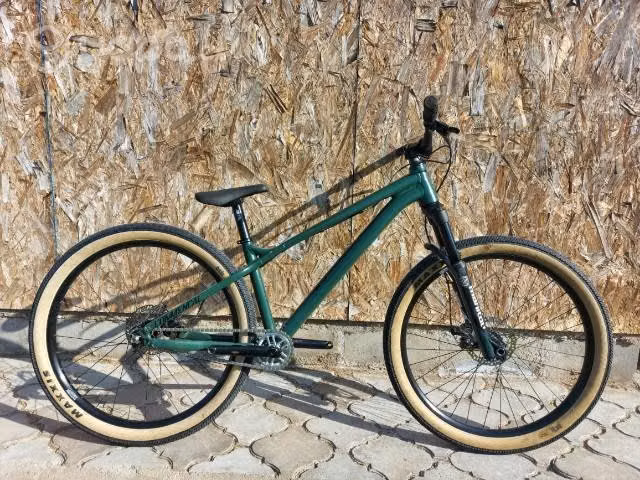 Bici dirt commencal