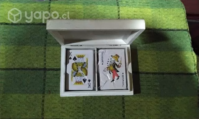 Juegos de cartas en cajas nuevos