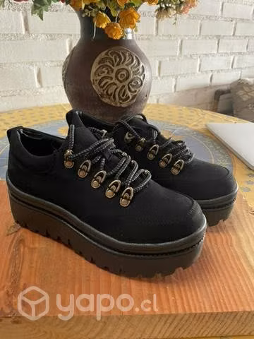 Botines negros 38