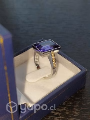 Anillo Plata con piedra Morada