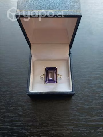 Anillo Plata con piedra Morada