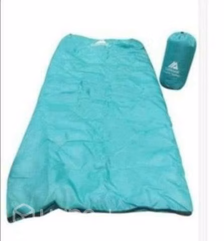 Carpa, saco dormir y colchón inflable