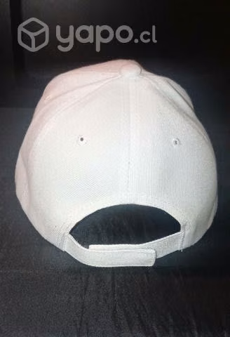 Gorro blanco nuevo