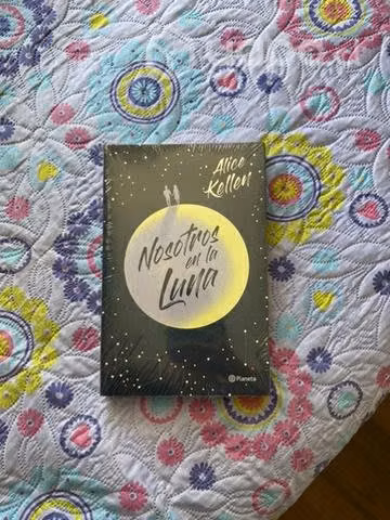Libro Nosotros En La Luna NUEVO y ORIGINAL