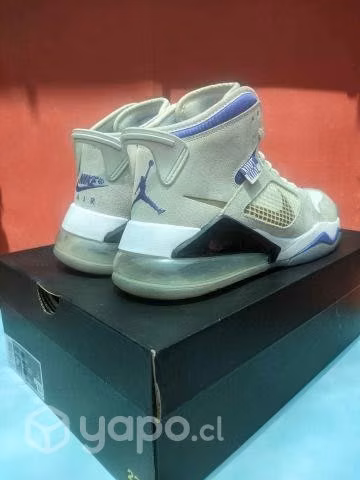 Jordan Mars 270 concord talla 43 - Imagen 5