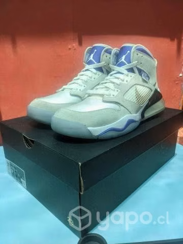 Jordan Mars 270 concord talla 43