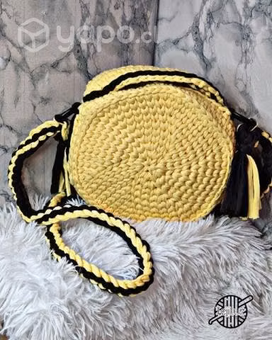Carteras tejidas